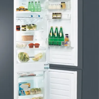 Whirlpool built-in fridge freezer ART 6510/A+ SF - Image 1