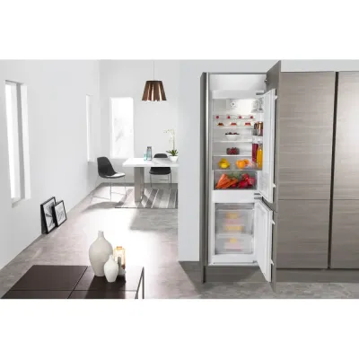 Whirlpool built-in fridge freezer ART 6510/A+ SF - Image 2