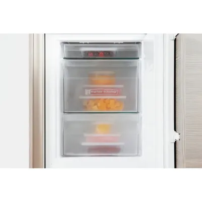 Whirlpool built-in fridge freezer ART 6510/A+ SF - Image 4
